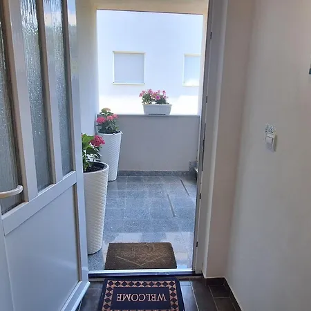 Belisima Delux - One Bedroom With Sea View Appartamento *