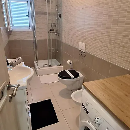 Belisima Delux - One Bedroom With Sea View *