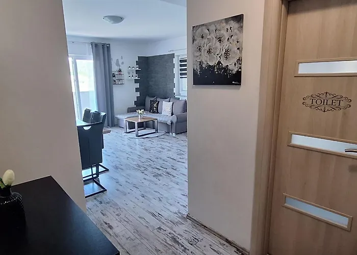 Belisima Delux - One Bedroom With Sea View Apartman