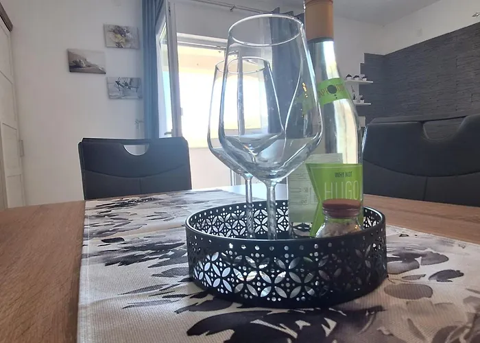 Belisima Delux - One Bedroom With Sea View Rab Town